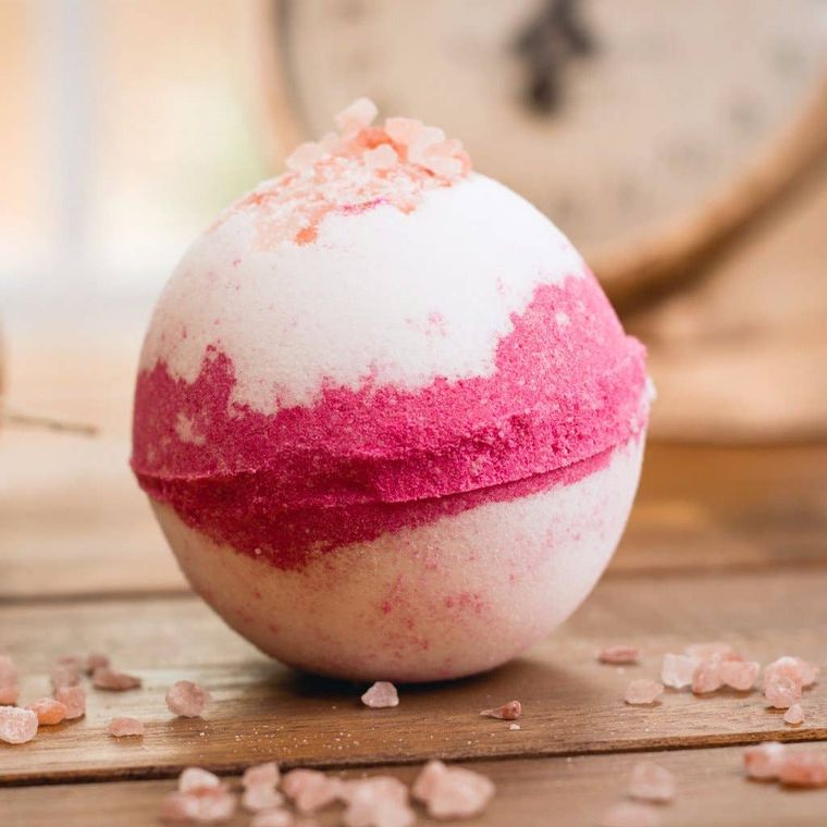 APHRODITE BATH BOMB