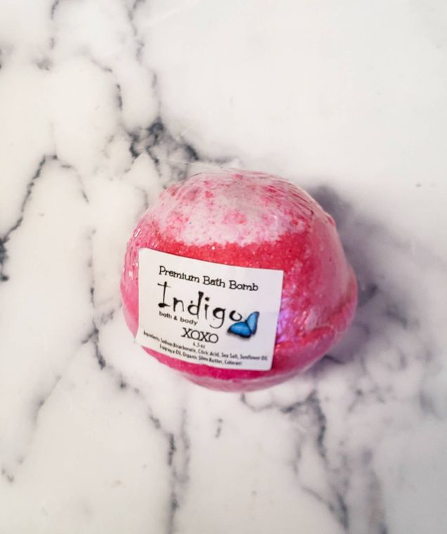 XOXO - SHEA BUTTER BATH BOMB
