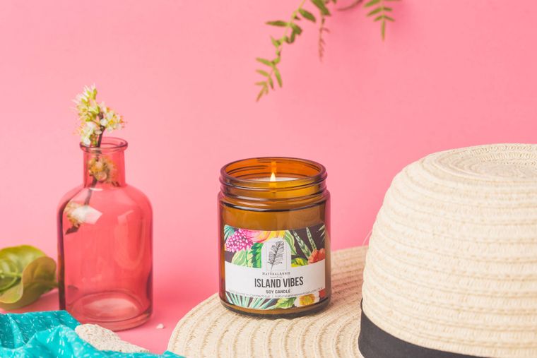 ISLAND VIBES CANDLE