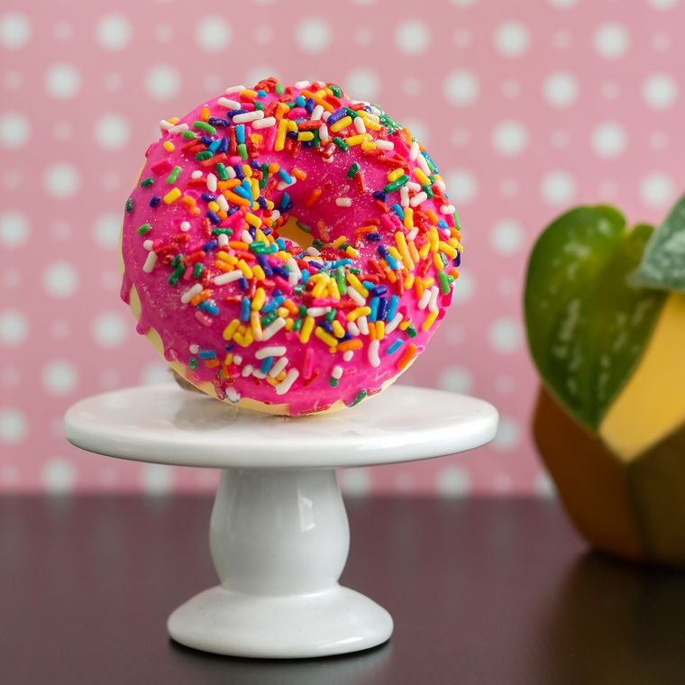 BIRTHDAY CAKE BATH DOUGHNUT